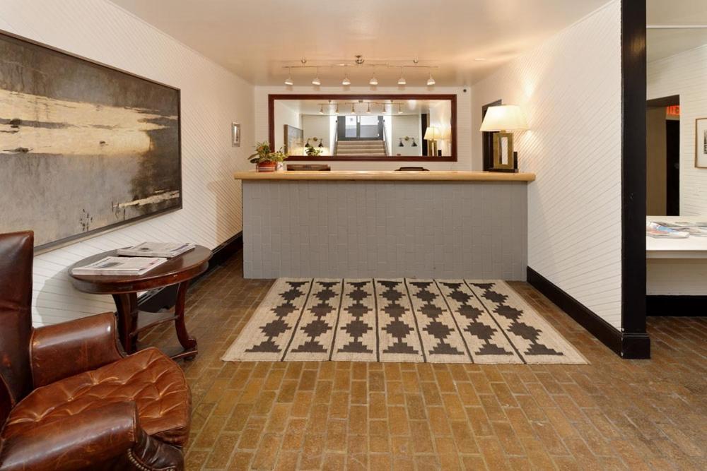 Independence Square Unit 313, Downtown Hotel Room In Aspen With Rooftop Hot Tub Exterior foto